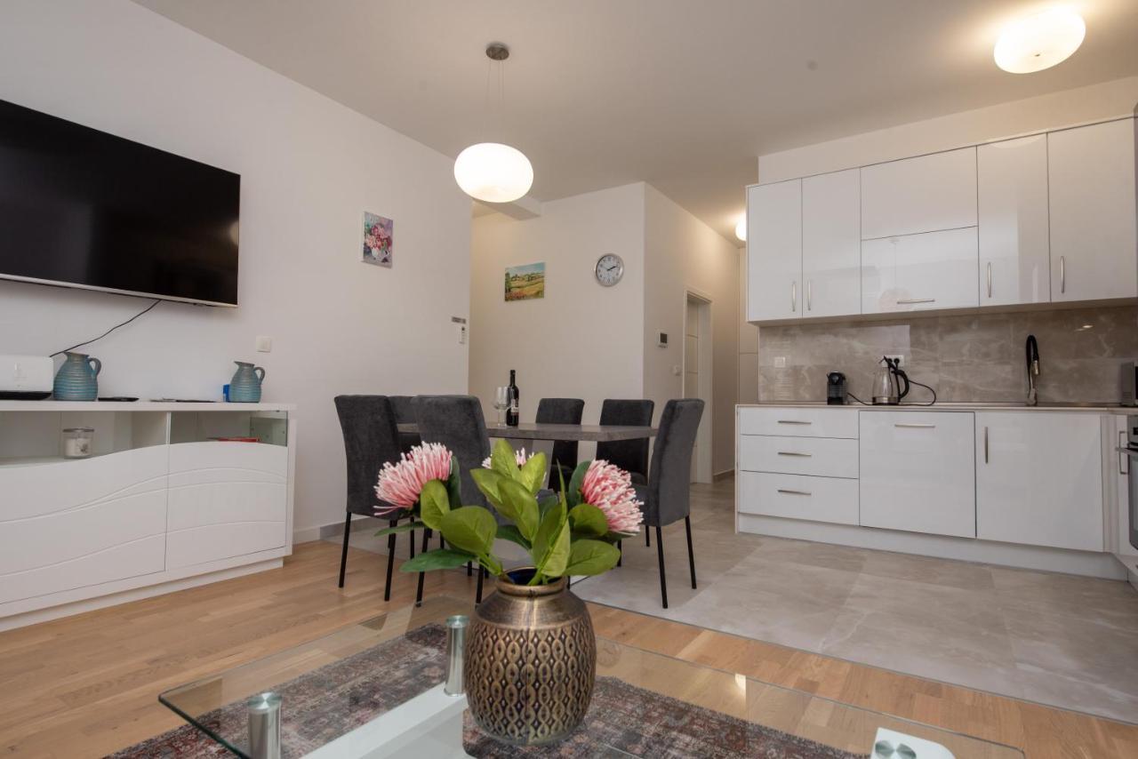 Apartment Katicic Split Eksteriør billede